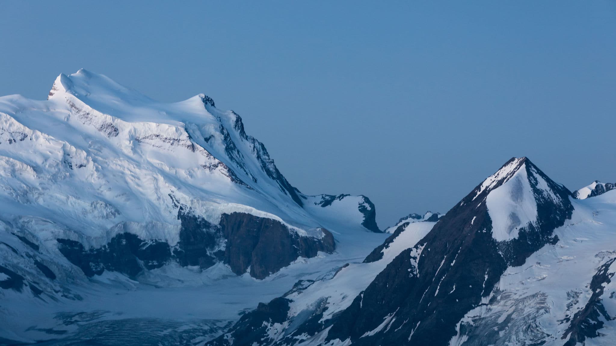 Melody Sky photographing in the Swiss Alps